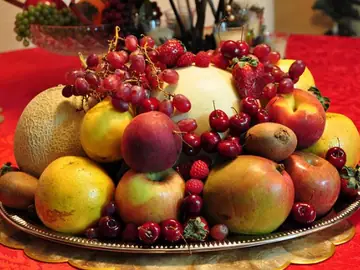 5 Lucky Foods to Serve on New Year