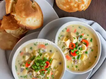 Hatteras Style Clam Chowder
