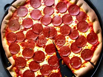 Homemade Pepperoni Pizza