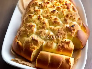 Almost-Famous Stuffed Cheesy Bread