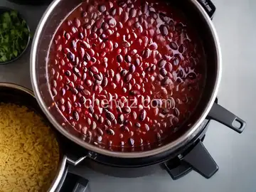 Black Beans in a Pressure Cooker