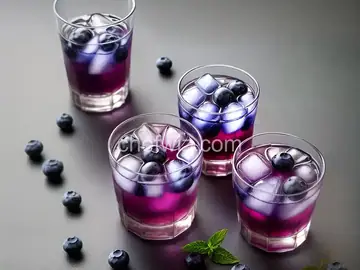 Blueberry Gin & Tonic