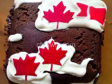 Canadian Flag Cake