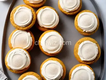 Carrot Cake Whoopie Pies