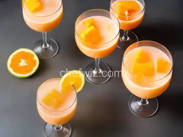 Cool and Refreshing Cantaloupe Drink