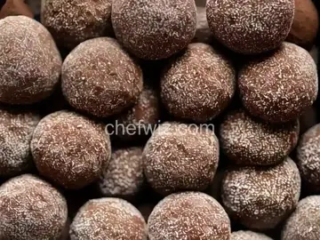 Easy Decadent Truffles