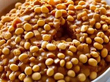 Easy Microwave Peanut Brittle