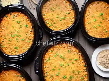Easy Slow Cooker Tuna Casserole