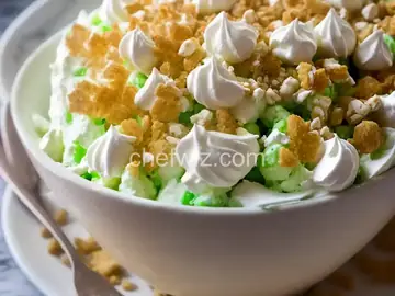 Easy Watergate Salad