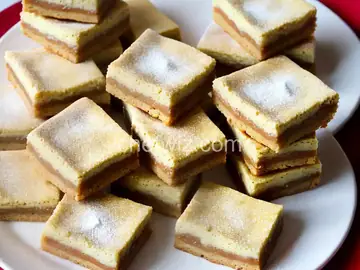 Eggnog Cookie Bars