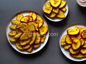 Fried Breadfruit (Tostones de pana) with Fancy Sauce (Mayo/ketchup)