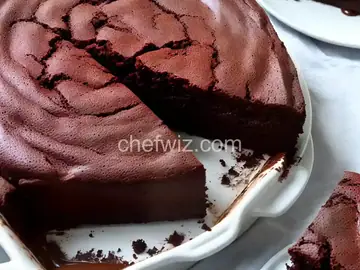 Fudgy Flourless Chocolate Cake