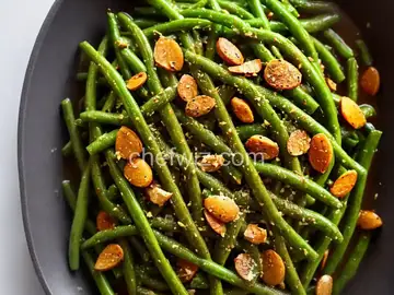 Garlicky Green Beans with Shallot