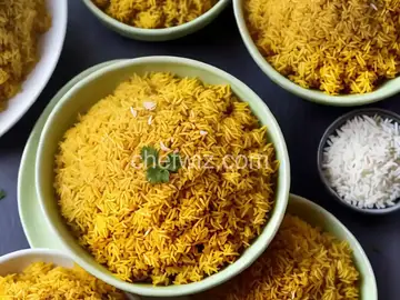 Halal Cart-Style Yellow Rice