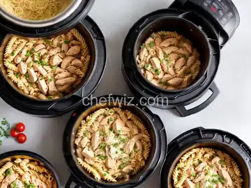 Instant Pot Cheesy Pasta and Chicken