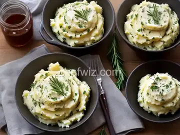 Johnny Garlic's Famous Garlic and Rosemary Mashed Potatoes