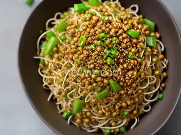 Kongnamool (Korean Soybean Sprouts)