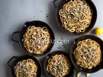 Linguine with Lemon, Garlic and Thyme Mushrooms