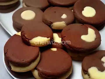 Millionaire Shortbread Cookies