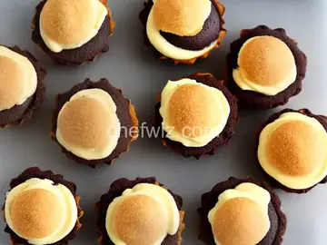 Mini Boston Cream Pies