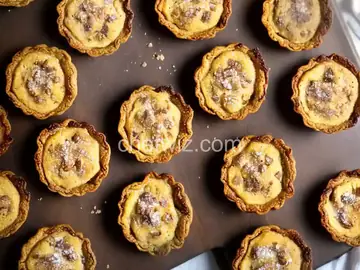 Mini Croissant Crust Pecan Pies