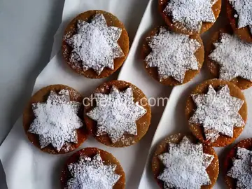 Mini Linzer Cookies