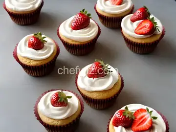Mini Strawberry Cheesecakes