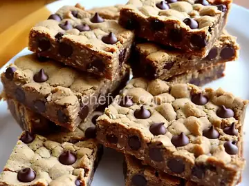No-Bake Super-Chewy Chocolate Chip Peanut Butter Oat Bars Recipe