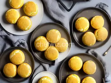 Pan de Queso (Brazilian Cheese Buns)