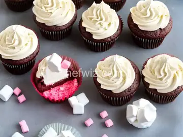 Peppermint Cupcakes with Marshmallow Fluff White Chocolate Frosting