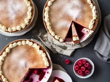 Raspberry Tiramisu