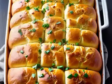 Roasted Garlic and Four-Cheese Pull-Apart Bread