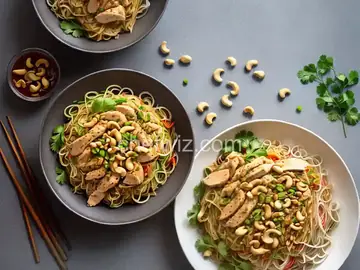 Singapore Rice Noodles with Chicken and Cashews