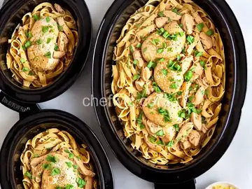 Slow-Cooker Golden Chicken Pasta