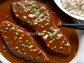 Smothered Round Steak with Gravy