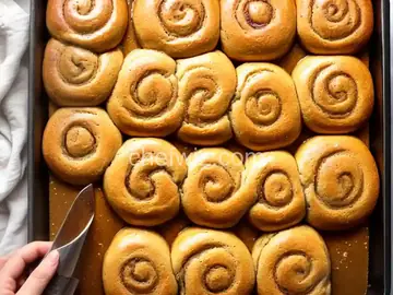Soft, Moist and Gooey Cinnamon Buns