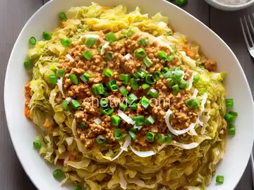 Southern Smothered Cabbage