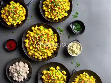 Spicy Potatoes and Scrambled Eggs