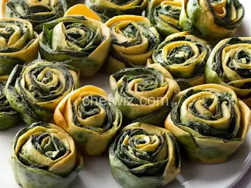 Spinach, Artichoke and Sausage Pinwheels