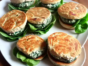 Spinach and Feta Turkey Burgers