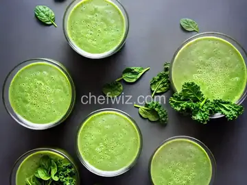 Spinach and Kale Smoothie