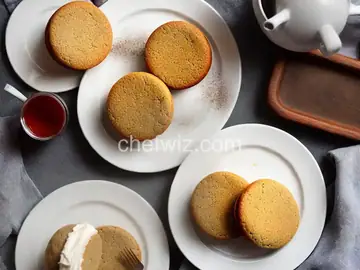 Tea Cakes with Earl Grey Icing