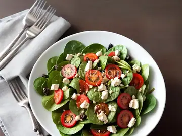 The Best Spinach Salad