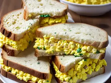 Tom's Scrambled Egg Sandwich