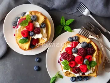 Triple Berry Buckle