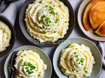 Ultra-Fluffy Mashed Potatoes Recipe