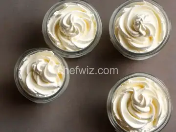 Vanilla Chantilly Cream
