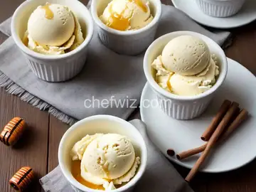 Vanilla Ice Cream With Honey