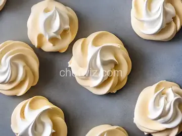 Vanilla Meringue Cookies
