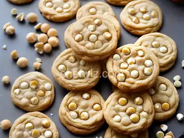 White Chocolate Chunk-Macadamia Nut Cookies